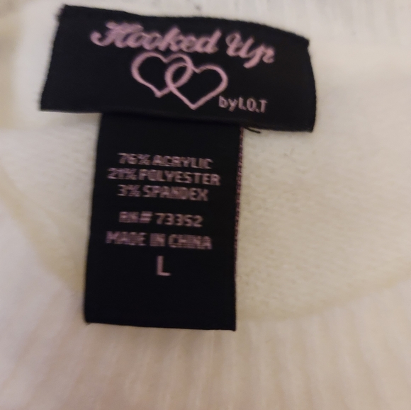 NEW TAGS ON "HOOKED UP BY I.O.T. SOFT FUZZY LADIES KNIT CARDIGAN - Picture 11 of 12